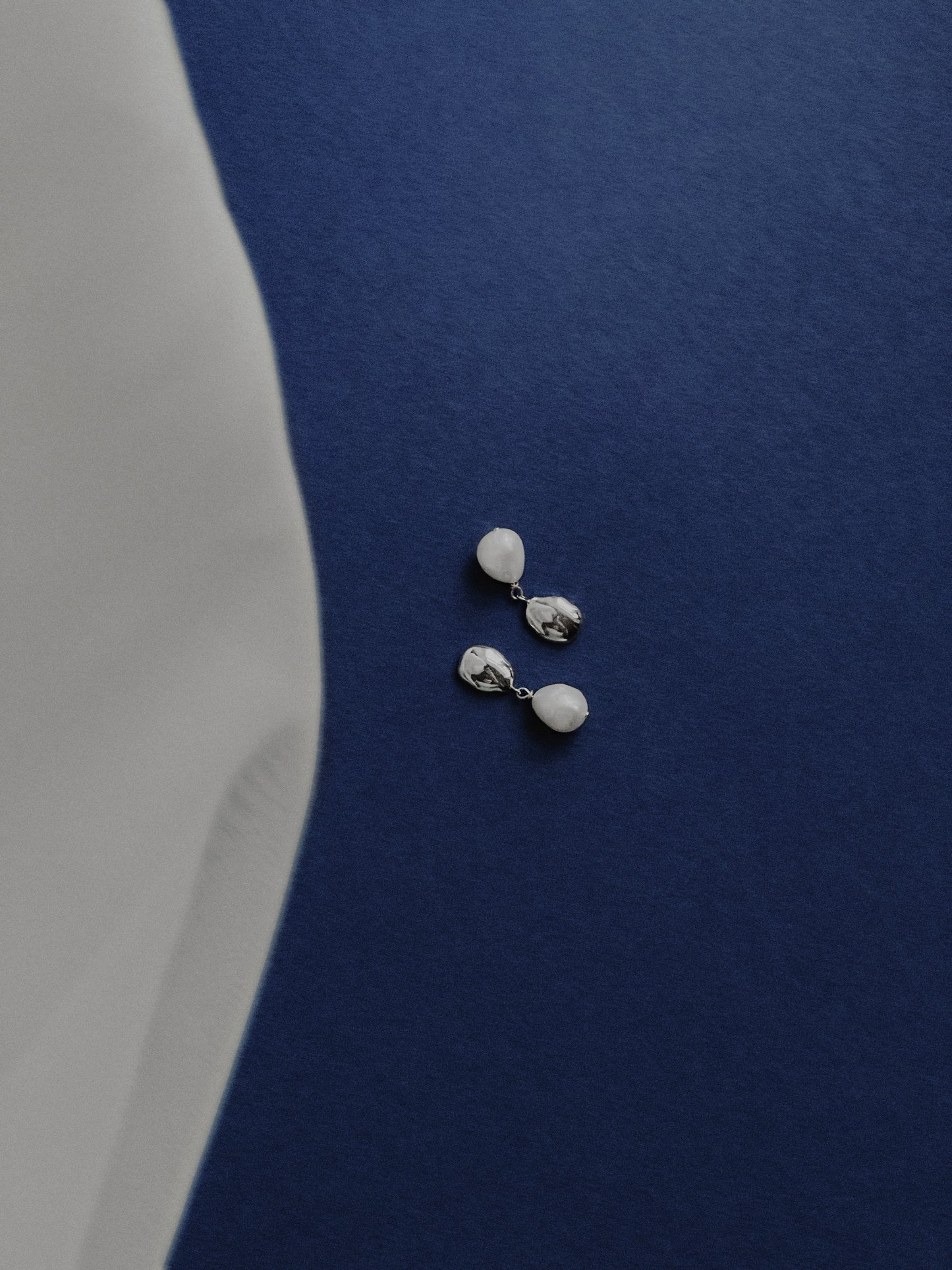 ANITA Pearl Earrings