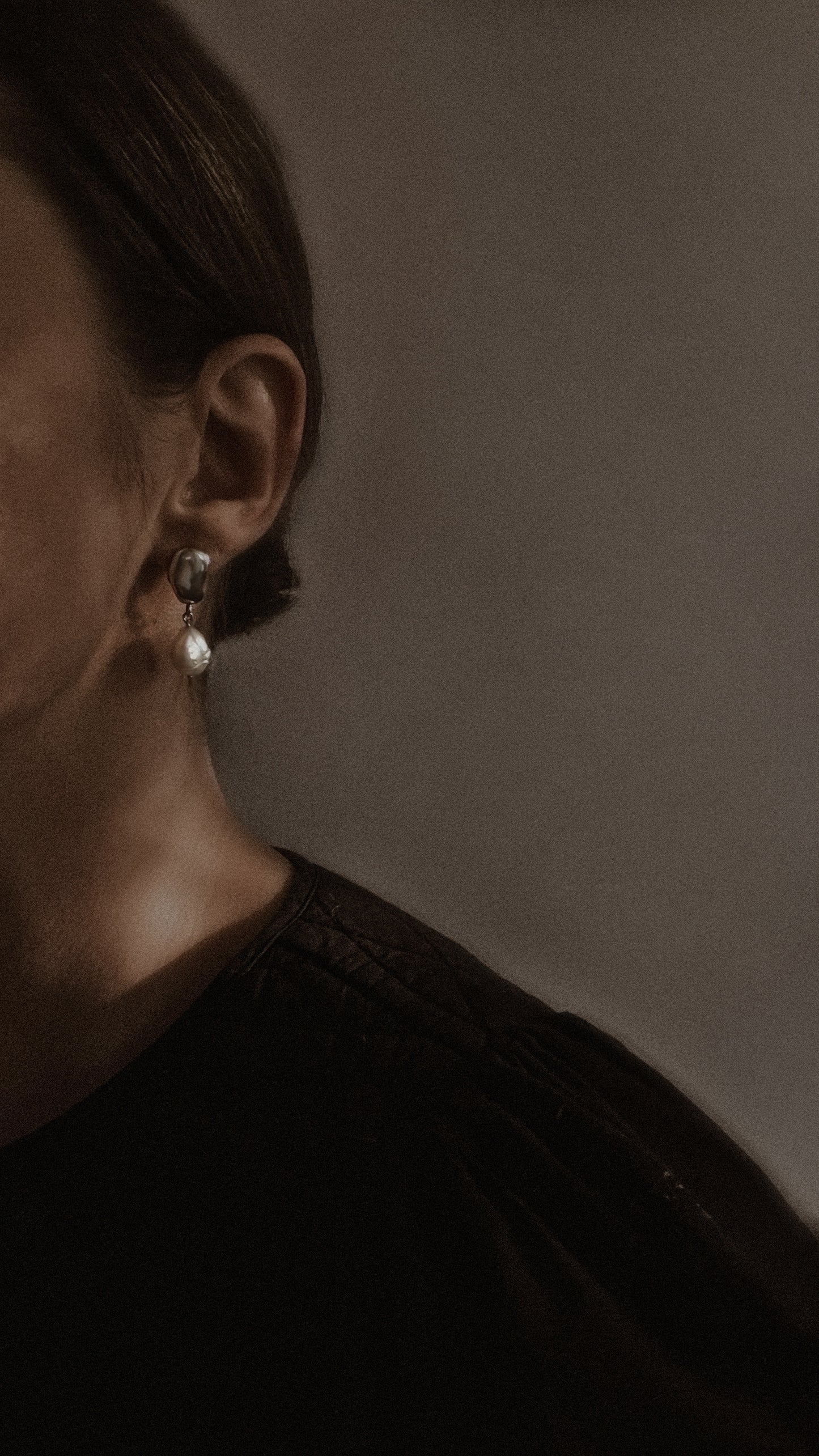 ANITA Pearl Earrings