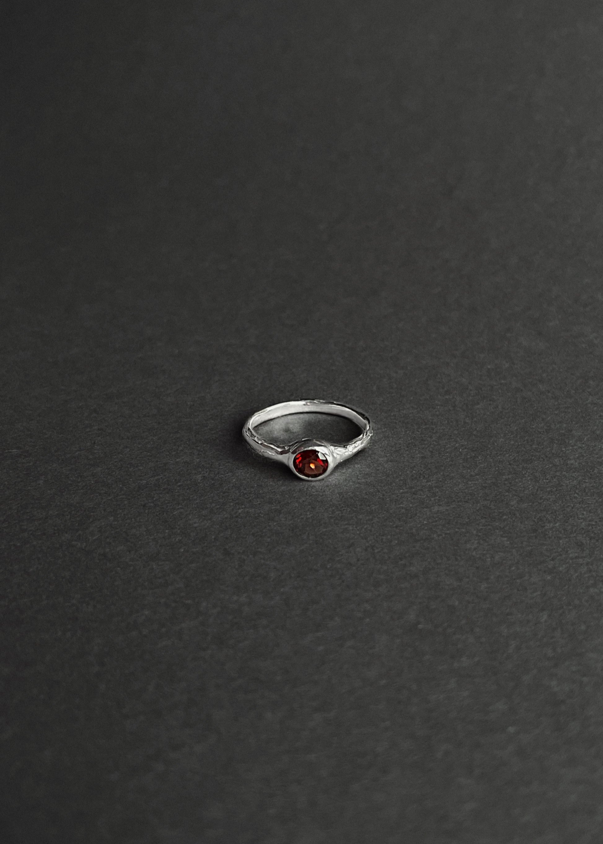LAHARA Red Garnet Ring