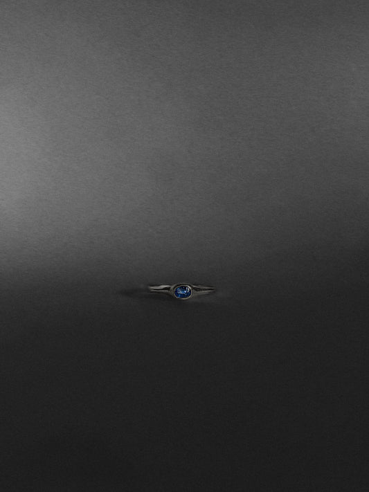 NITYA Ring_ Blue Sapphire
