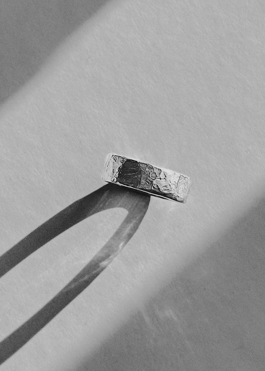 SARVE textured band
